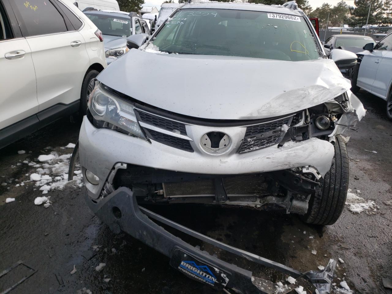 Photo 9 from auction – 2014 TOYOTA RAV4 XLE with VIN JTMRFREV2ED064071