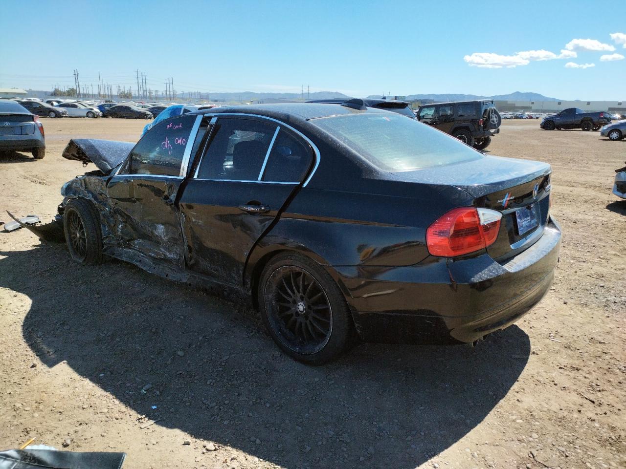 Zdjęcie 3 z aukcji – 2006 BMW 330 I z VIN WBAVB33586PS14448