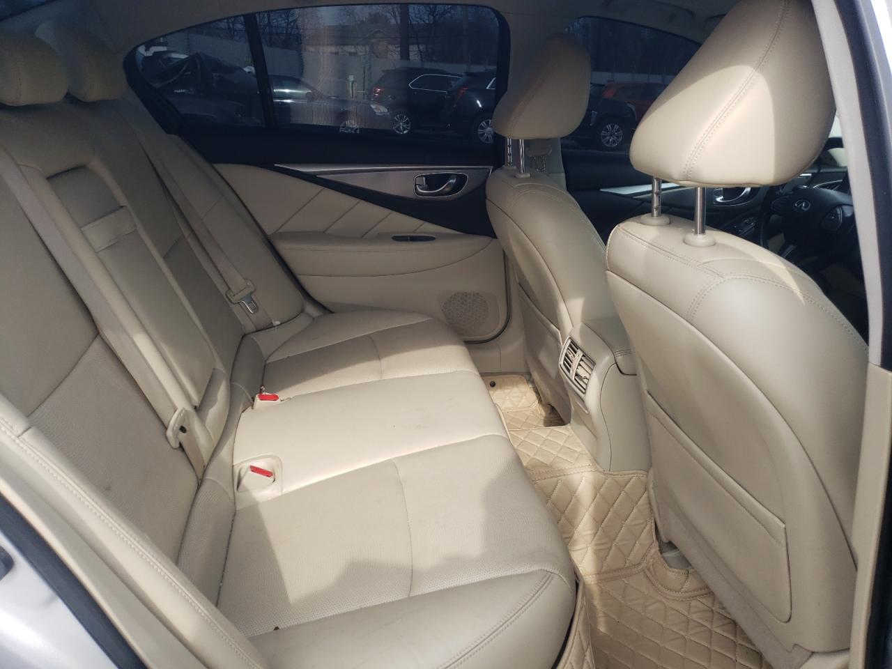 Photo 6 from auction – 2014 INFINITI Q50 BASE with VIN JN1BV7AR8EM697338