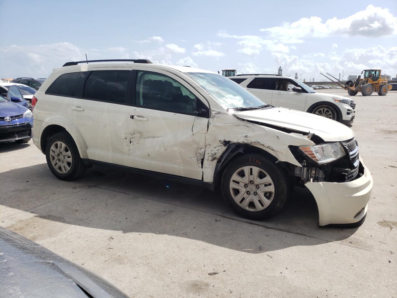 Photo 9 from auction – 2018 DODGE JOURNEY SE with VIN 3C4PDCAB3JT520010