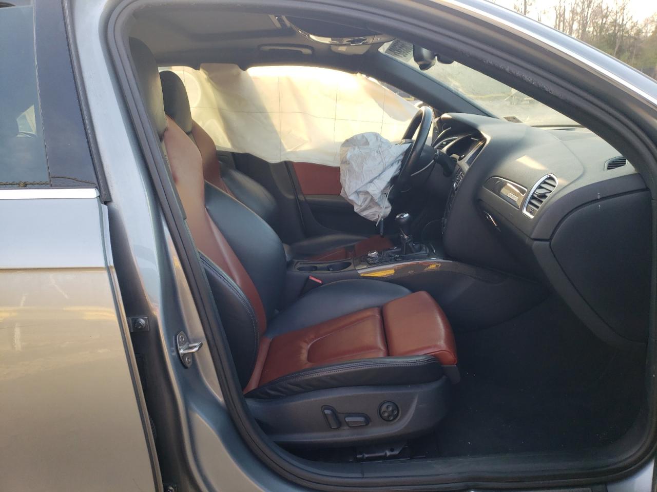 Photo 5 from auction – 2011 AUDI S4 PRESTIG with VIN WAUMGAFL5BA150815