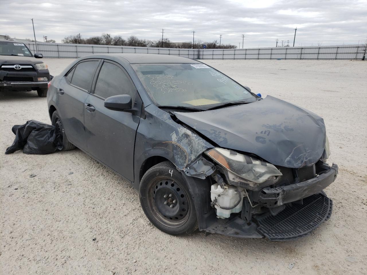 TOYOTA COROLLA L 2015 with VIN 2T1BURHE7FC338530 - Photo from auction