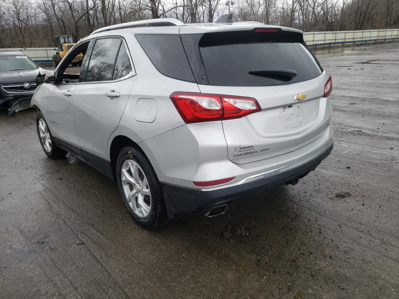 Photo 3 from auction – 2019 CHEVROLET EQUINOX LT with VIN 3GNAXLEX2KS646053