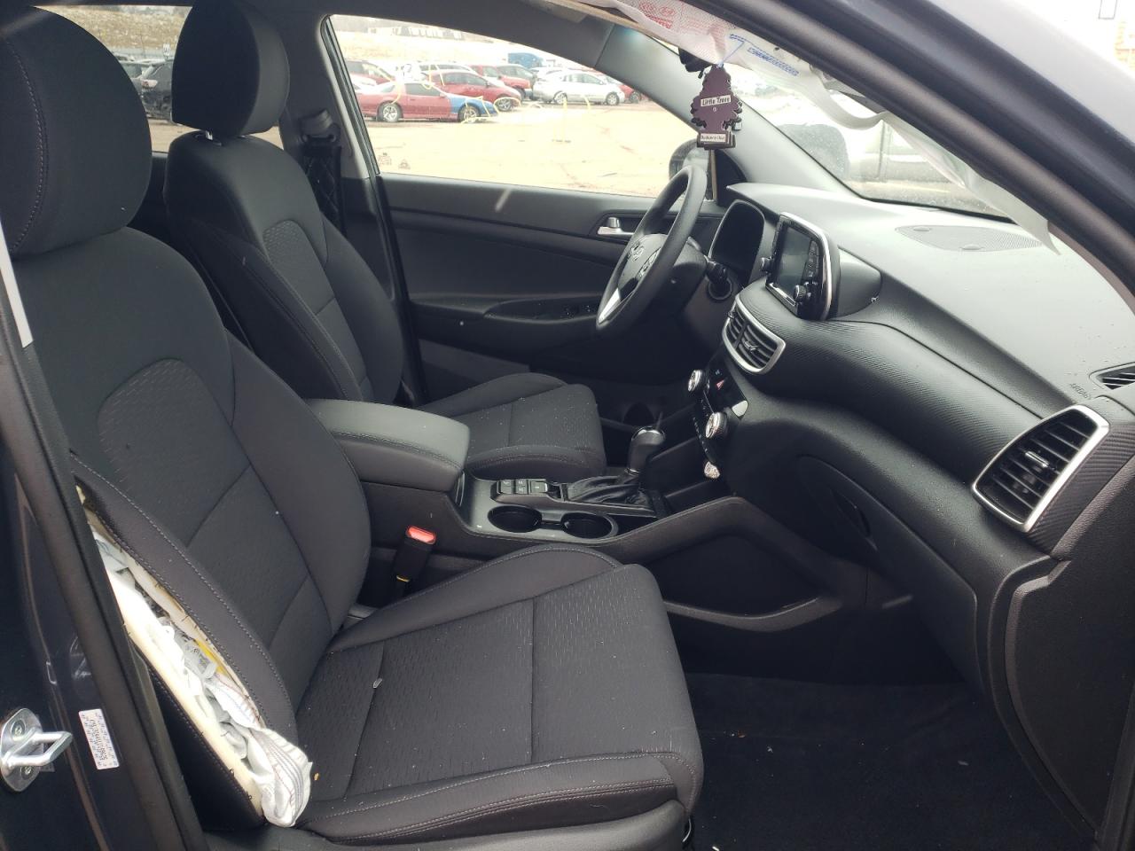 Photo 5 from auction – 2020 HYUNDAI TUCSON LIM with VIN KM8J3CA4XLU198626