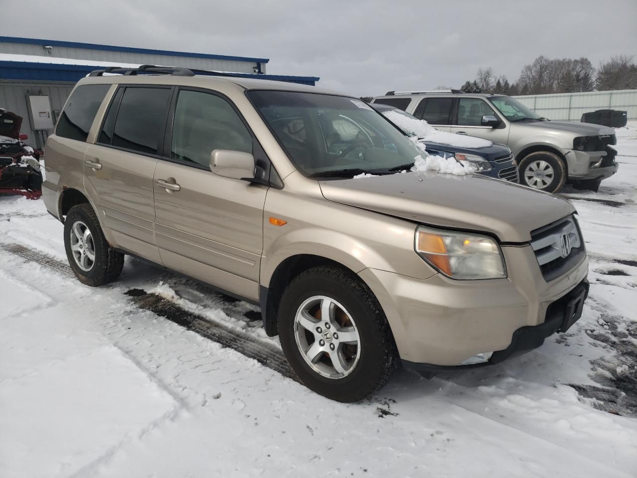 Фото 1 с аукциона – 2006 HONDA PILOT EX с VIN 5FNYF18456B019121