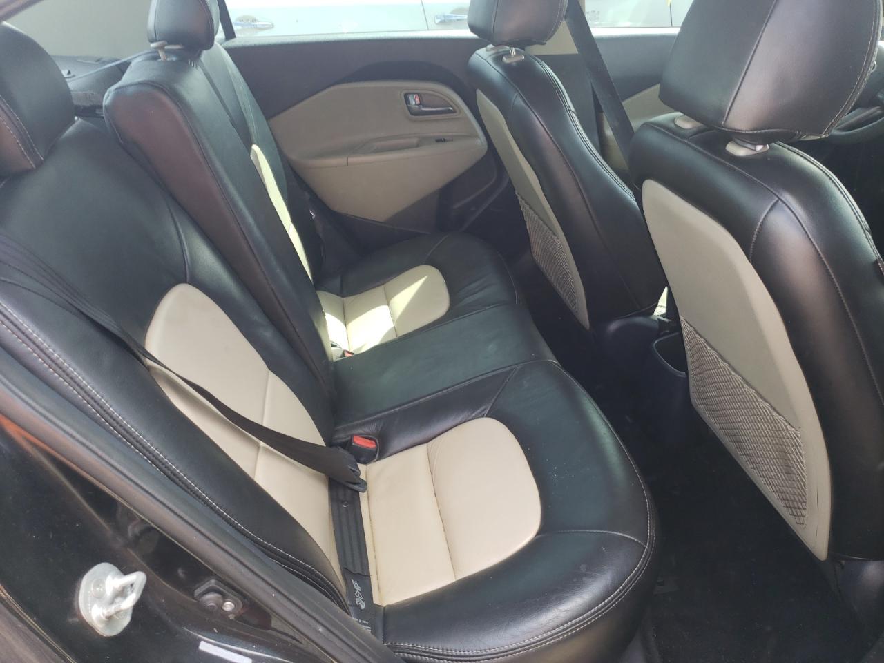 Photo 6 from auction – 2014 KIA RIO LX with VIN KNADM4A30E6361171