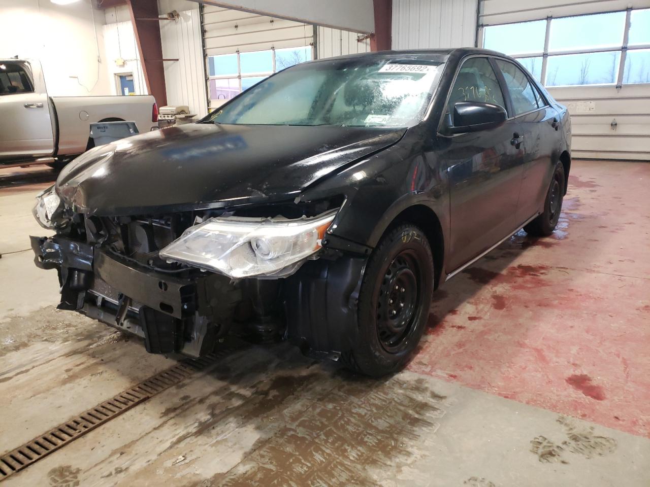 Photo 2 from auction – 2014 TOYOTA CAMRY L with VIN 4T4BF1FK7ER353682