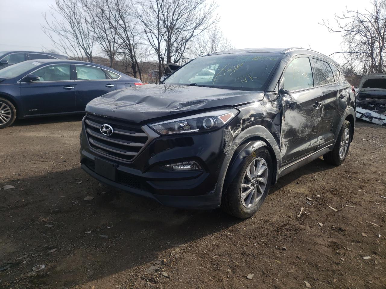 Photo 2 from auction – 2016 HYUNDAI TUCSON LIM with VIN KM8J33A43GU075904