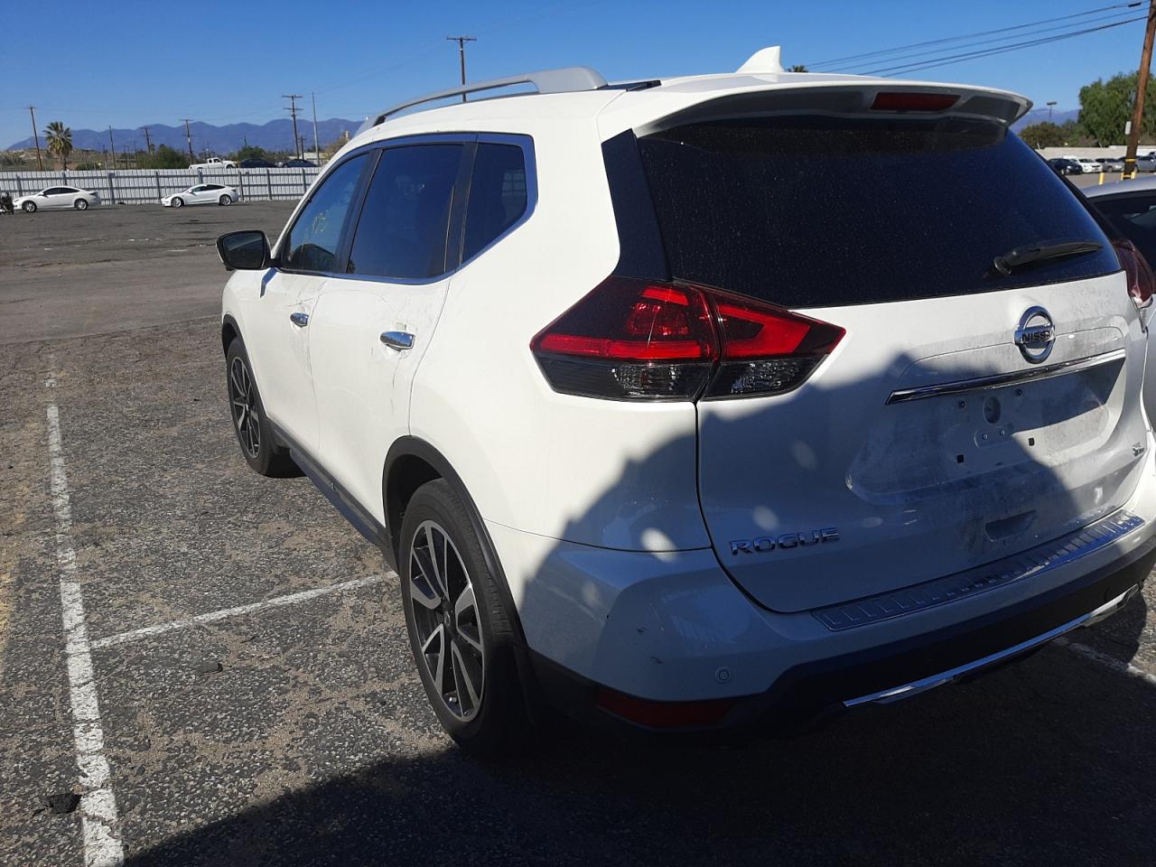 Photo 3 from auction – 2019 NISSAN ROGUE S with VIN 5N1AT2MT7KC803669
