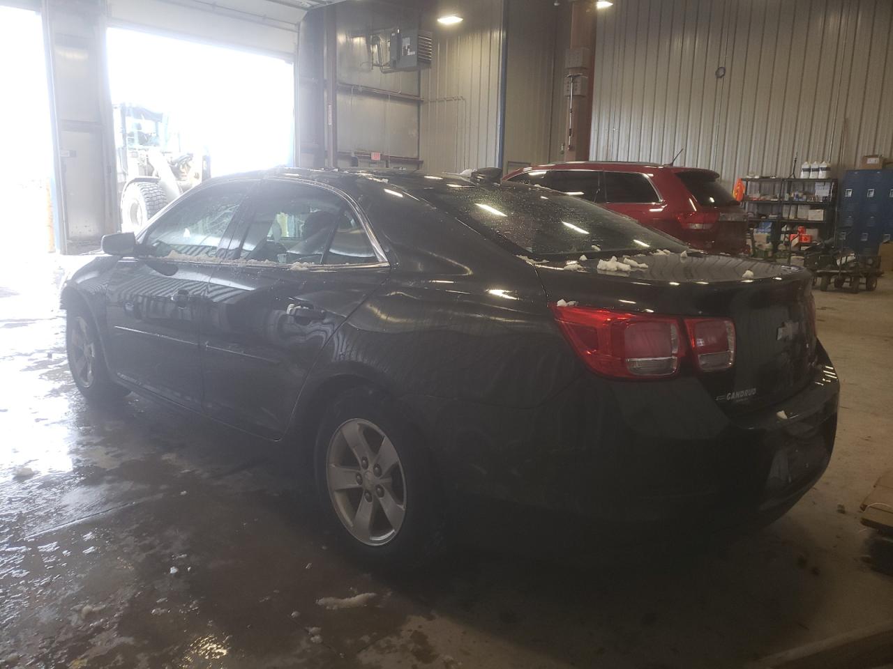 Photo 3 from auction – 2015 CHEVROLET MALIBU LS with VIN 1G11B5SL1FF165525