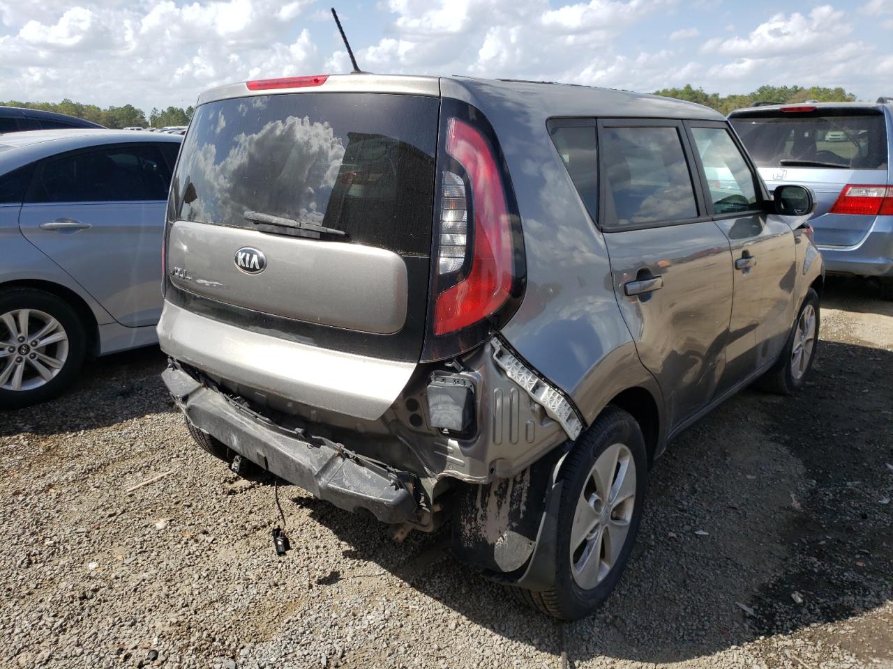 Photo 4 from auction – 2014 KIA SOUL with VIN KNDJN2A27E7053326