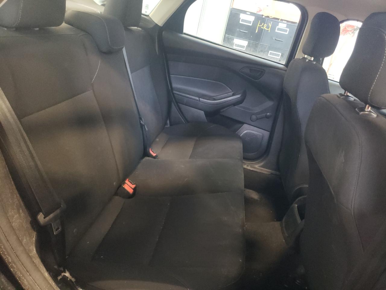 Photo 6 from auction – 2015 FORD FOCUS S with VIN 1FADP3E29FL225006