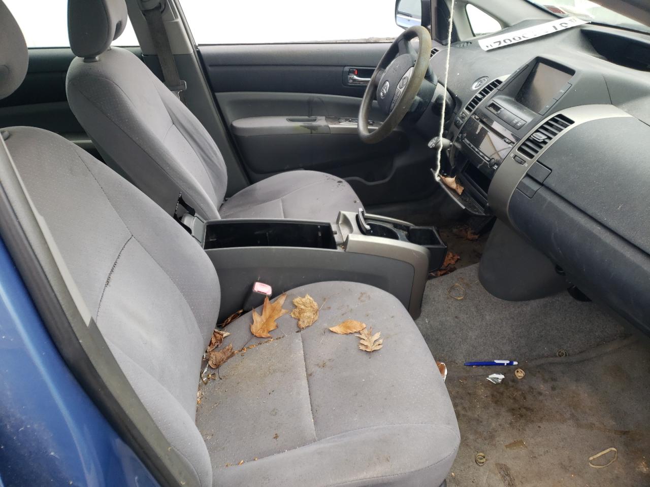Photo 5 from auction – 2007 TOYOTA PRIUS with VIN JTDKB20U977631302