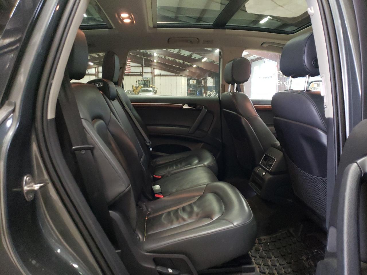 Photo 6 from auction – 2014 AUDI Q7 with VIN WA1LGAFE0ED014024