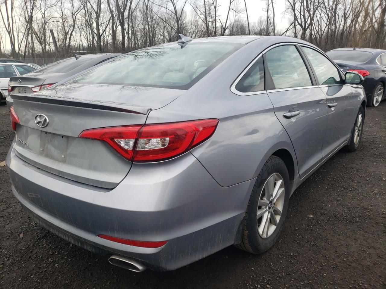 Photo 4 from auction – 2015 HYUNDAI SONATA SE with VIN 5NPE24AF9FH203295