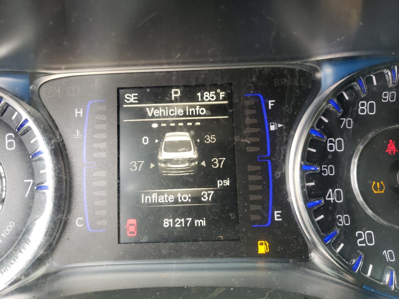 Photo 8 from auction – 2015 CHRYSLER 200 LIMITE with VIN 1C3CCCAB4FN619545