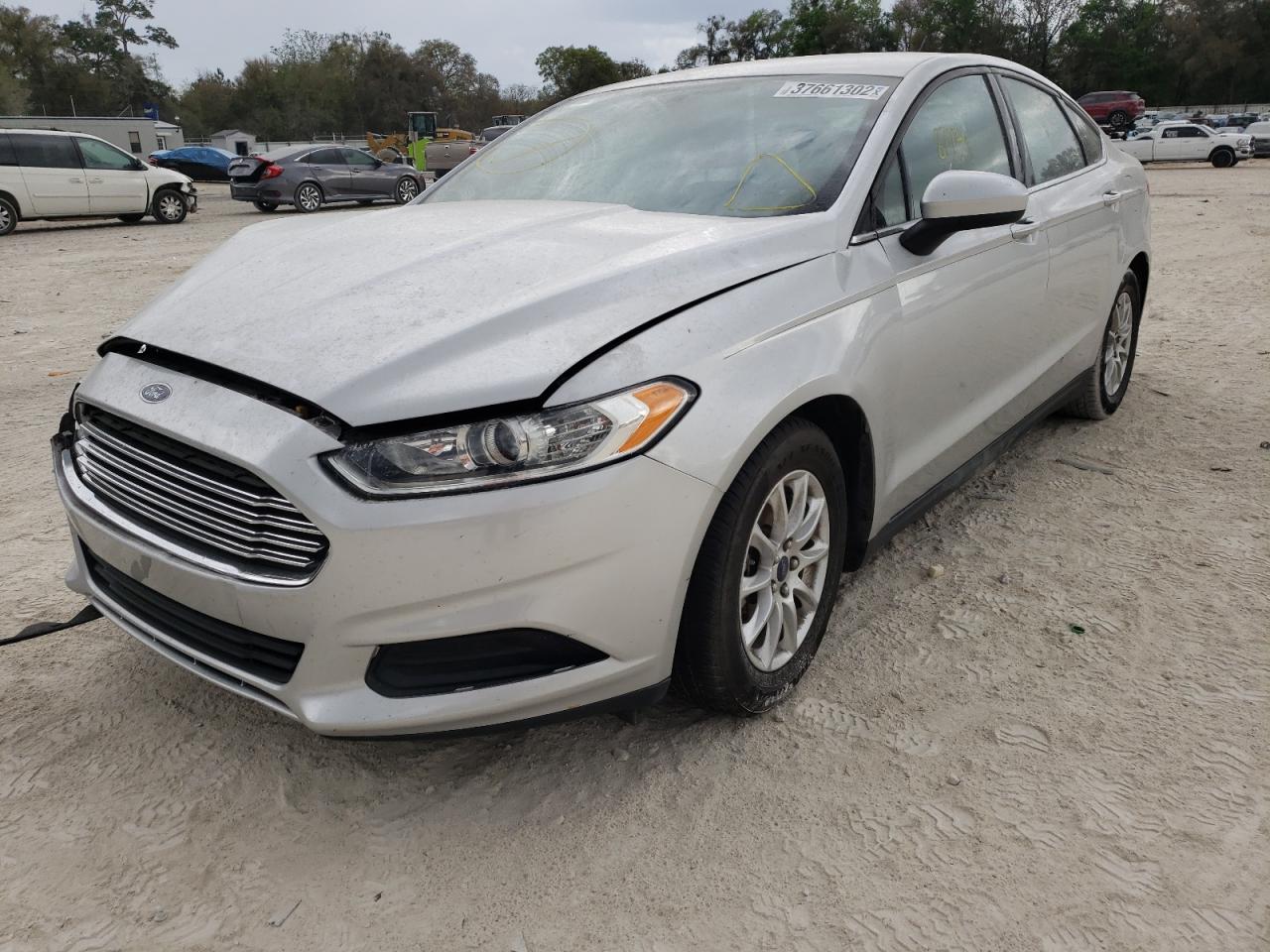 Photo 2 from auction – 2016 FORD FUSION S with VIN 3FA6P0G71GR403350