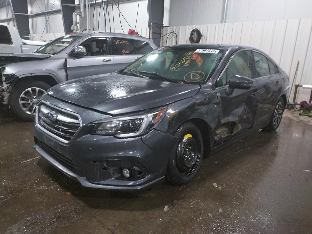 Zdjęcie 2 z aukcji – 2018 SUBARU LEGACY 2.5 z VIN 4S3BNAF64J3018741