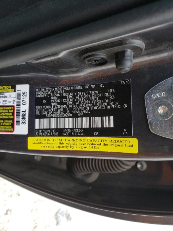 Photo 10 from auction – 2011 TOYOTA SEQUOIA SR with VIN 5TDZM5G15BS002978