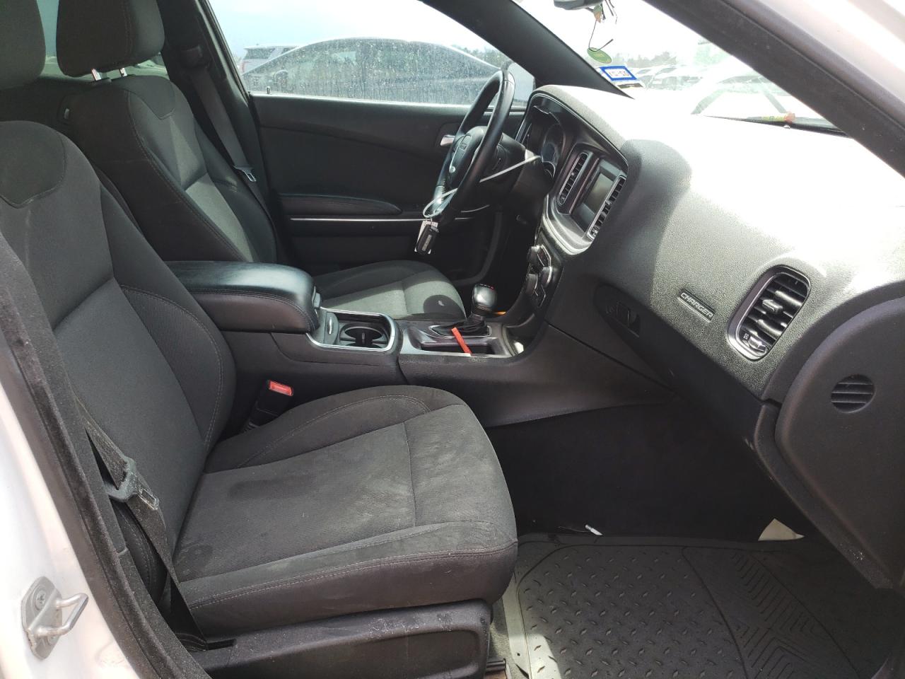 Photo 5 from auction – 2015 DODGE CHARGER SE with VIN 2C3CDXBG9FH731460