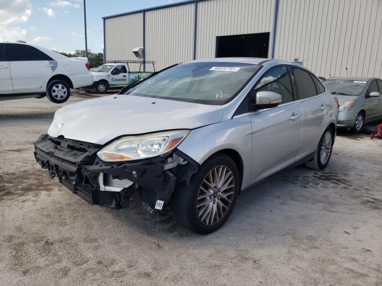 Фото 2 с аукциона – 2012 FORD FOCUS SEL с VIN 1FAHP3H27CL430249