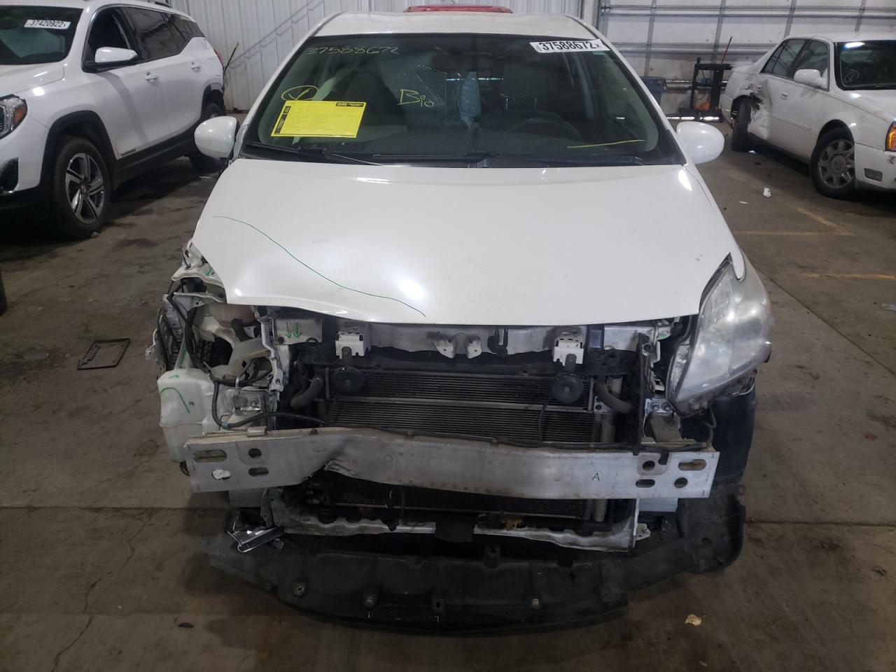 Photo 9 from auction – 2011 TOYOTA PRIUS with VIN JTDKN3DU4B5287986