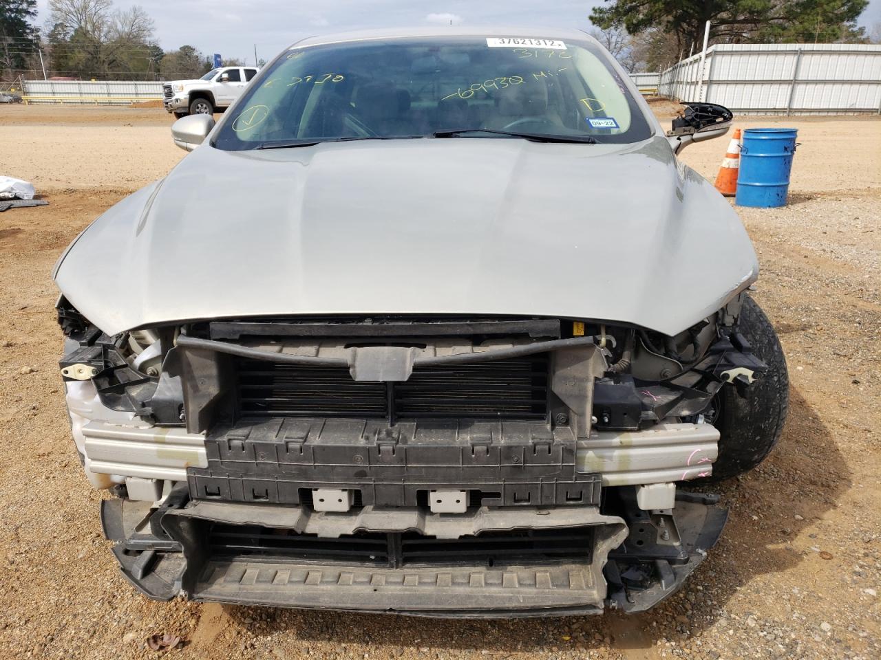 Photo 9 from auction – 2015 FORD FUSION SE with VIN 3FA6P0H70FR293176