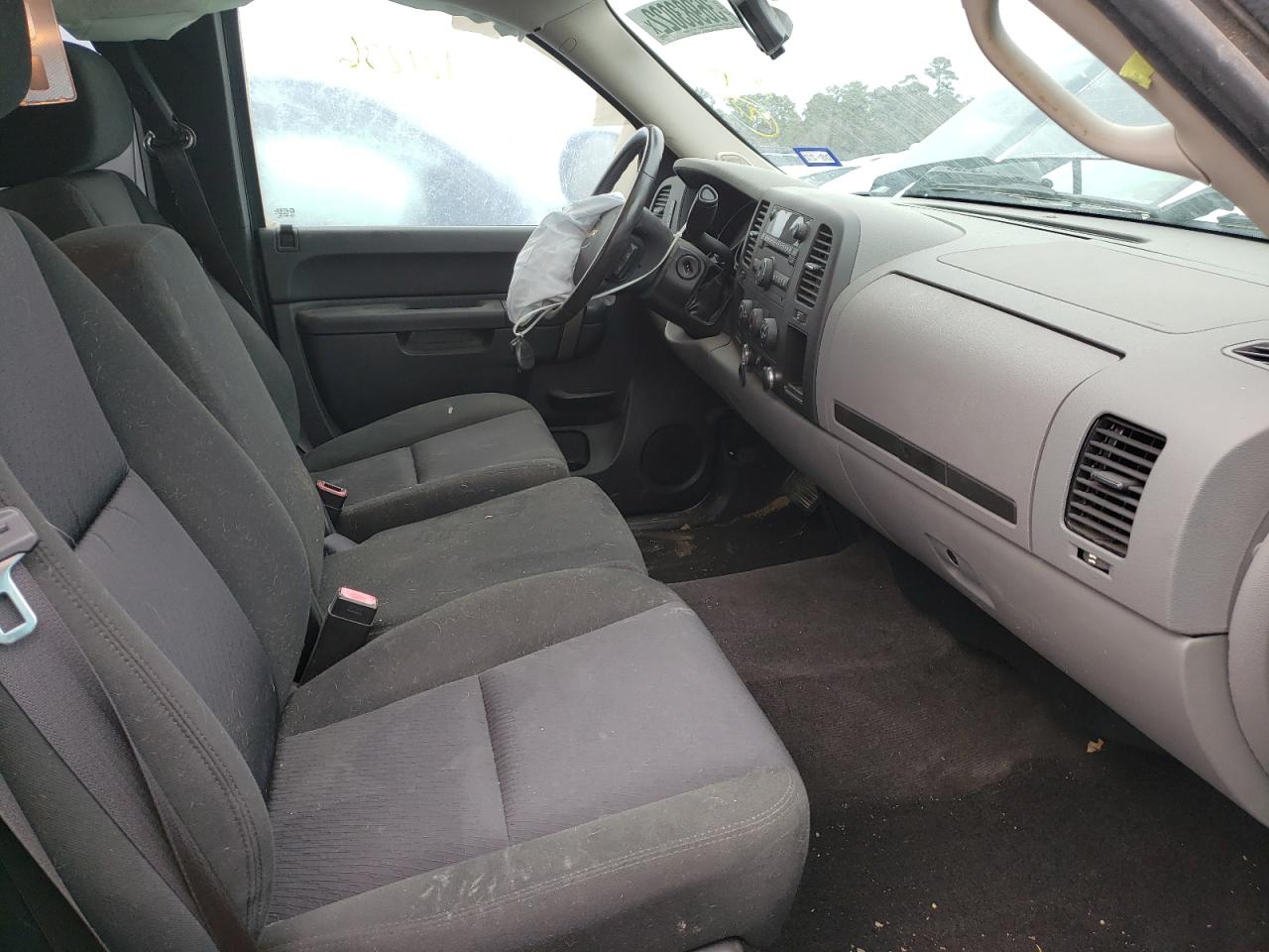 Photo 5 from auction – 2011 CHEVROLET SILVERADO with VIN 1GCRCREA8BZ439143