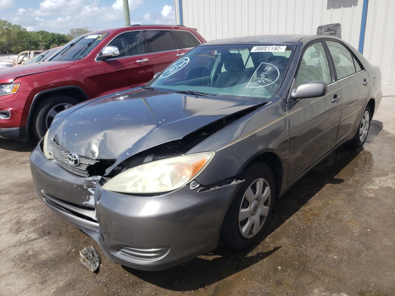 Photo 2 from auction – 2002 TOYOTA CAMRY LE with VIN 4T1BE32KX2U549626