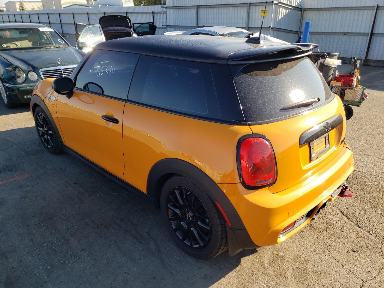 Photo 3 from auction – 2015 MINI COOPER S with VIN WMWXP7C55F2A60895