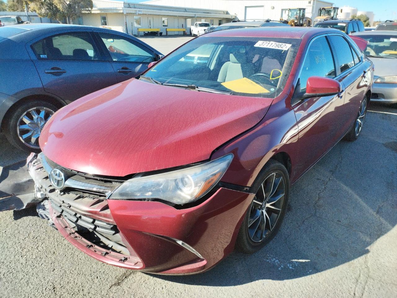 Photo 2 from auction – 2016 TOYOTA CAMRY LE with VIN 4T1BF1FK4GU583273