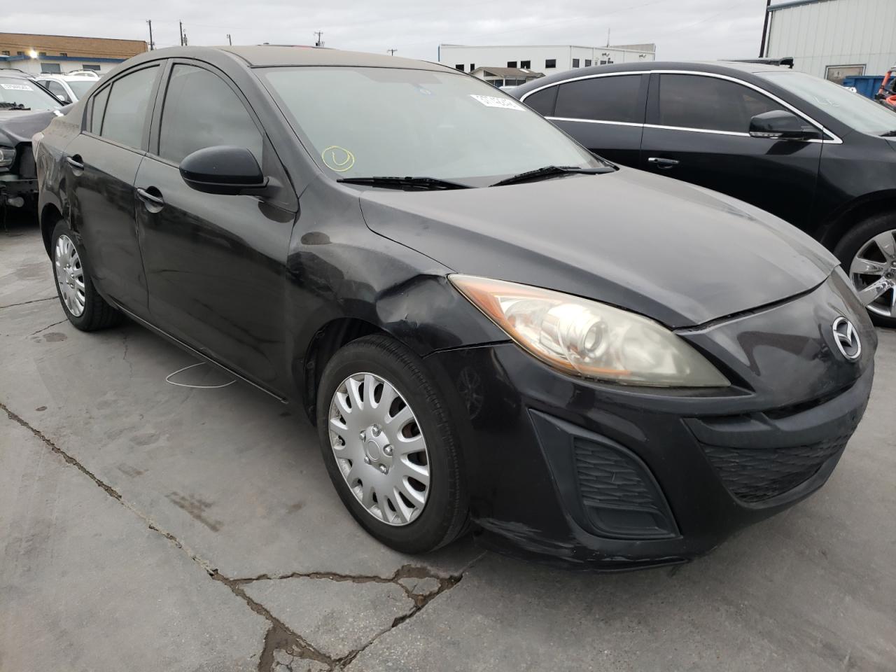 MAZDA 3 I 2011 with VIN JM1BL1UF2B1426290 - Photo from auction