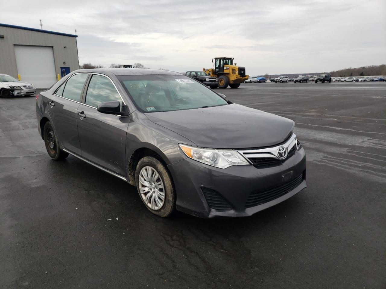 TOYOTA CAMRY L 2014 with VIN 4T4BF1FK3ER415837 - Photo from auction