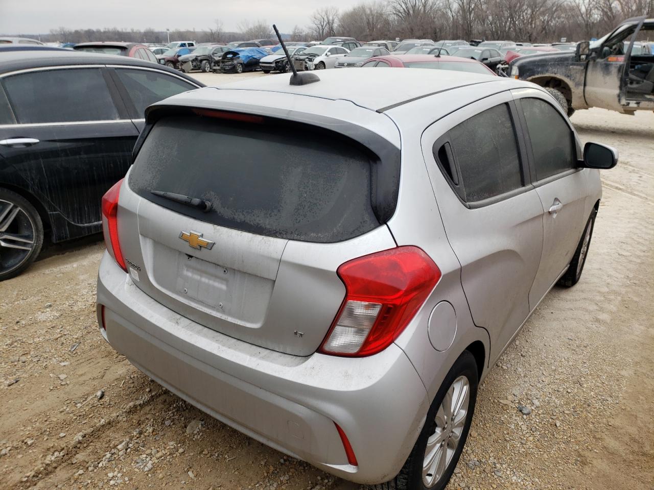 Photo 4 from auction – 2016 CHEVROLET SPARK 1LT with VIN KL8CD6SA5GC578302