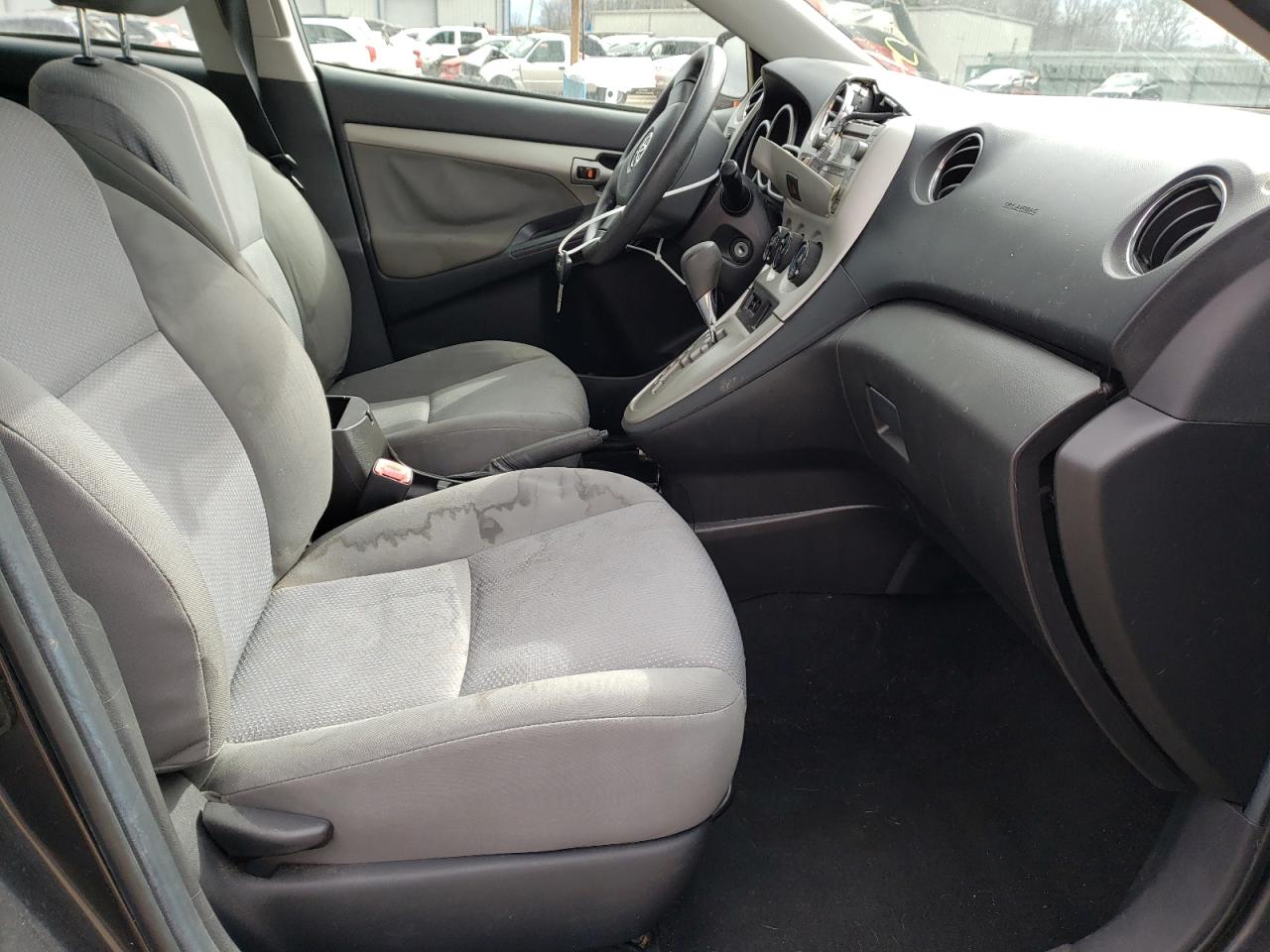 Photo 5 from auction – 2009 TOYOTA COROLLA MA with VIN 2T1KU40E09C060444