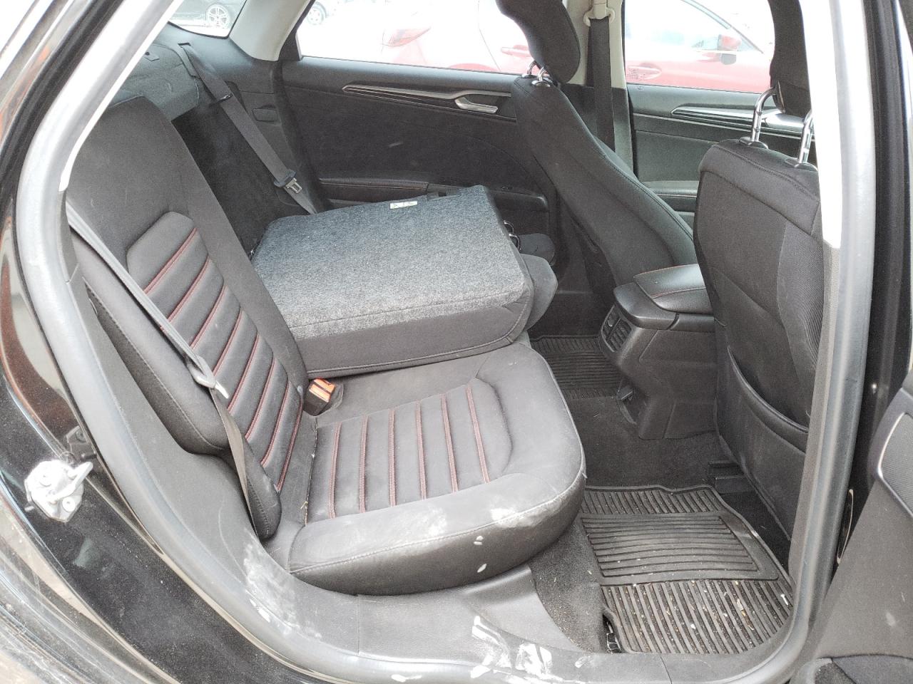 Photo 6 from auction – 2013 FORD FUSION SE with VIN 3FA6P0H70DR262765