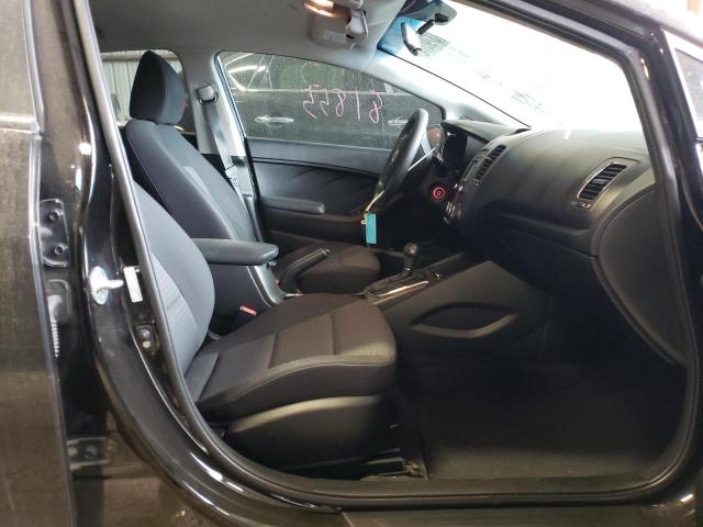 Photo 5 from auction – 2017 KIA FORTE LX with VIN 3KPFL4A7XHE016312