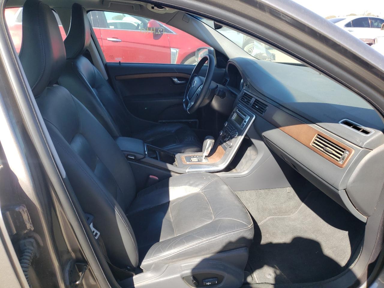 Photo 5 from auction – 2011 VOLVO S80 3.2 with VIN YV1940AS5B1146865