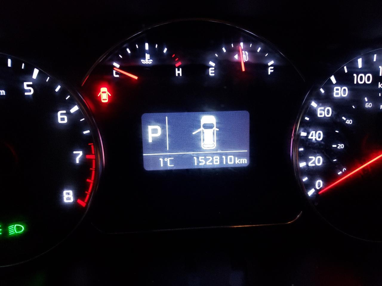 Photo 8 from auction – 2014 KIA RONDO with VIN KNAHT8A35E7040393