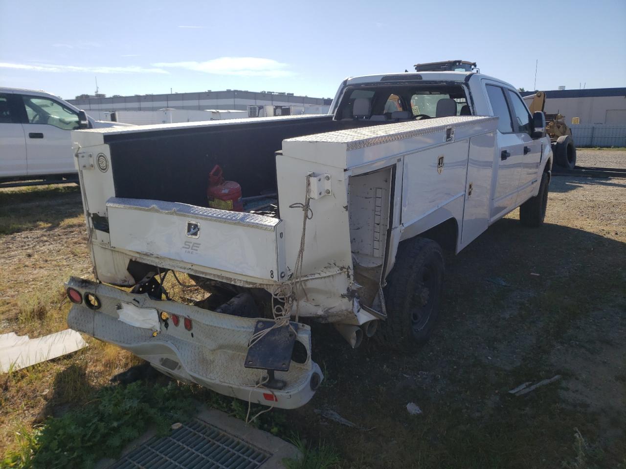Photo 4 from auction – 2017 FORD F350 SUPER with VIN 1FD8W3FT4HEC82741