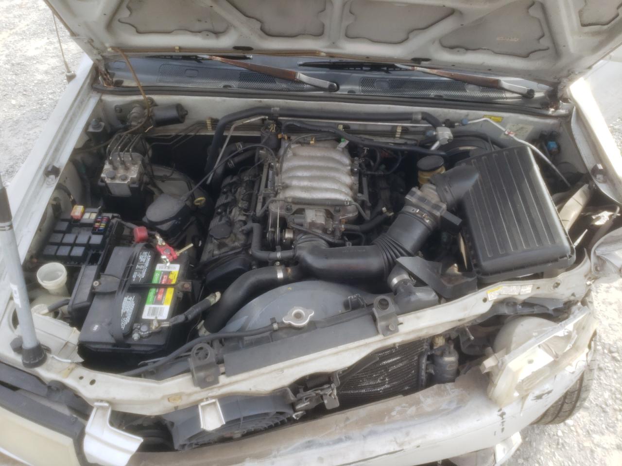 Photo 7 from auction – 1998 HONDA PASSPORT E with VIN 4S6CM58W7W4402531