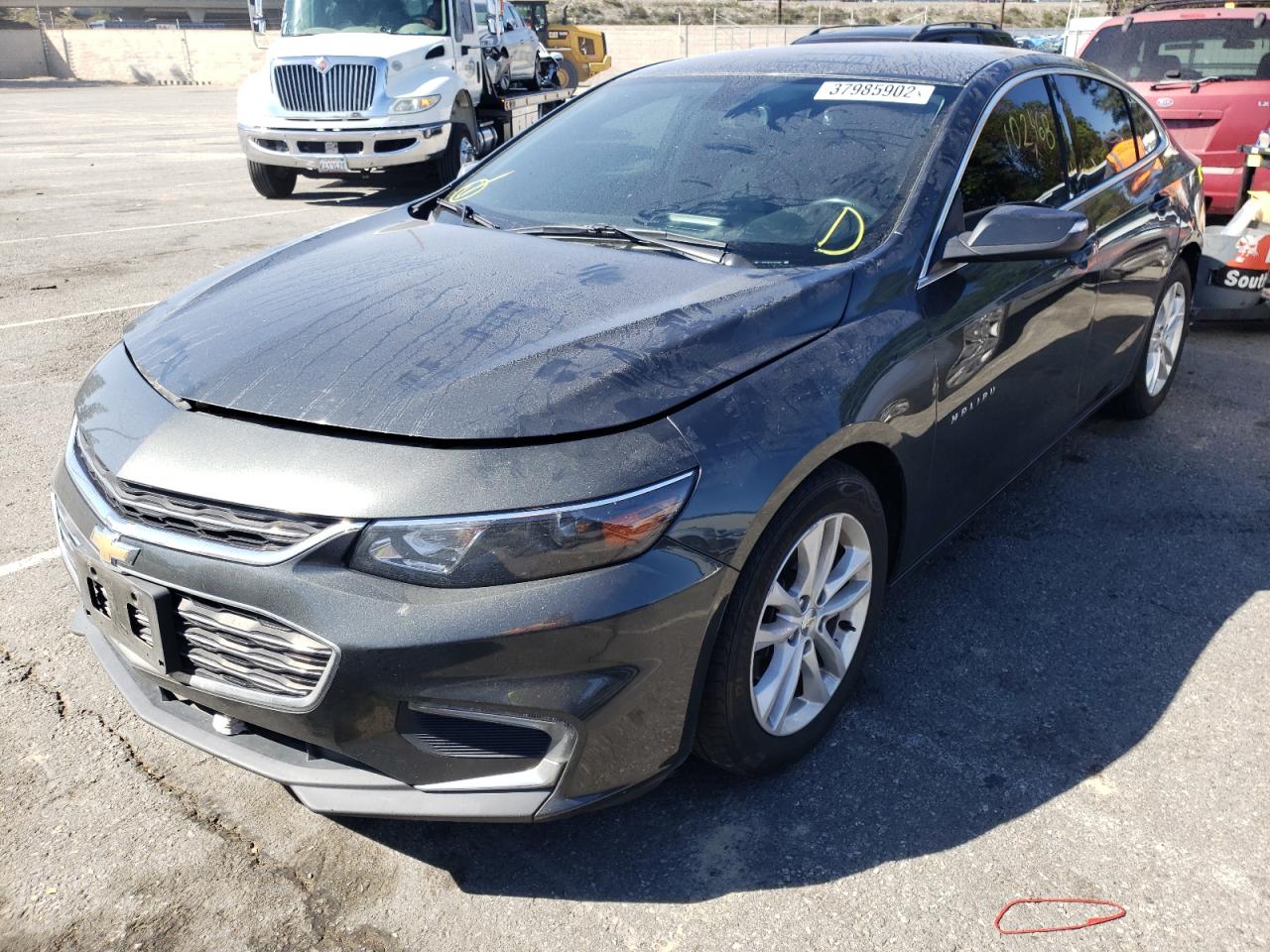 Photo 2 from auction – 2018 CHEVROLET MALIBU LT with VIN 1G1ZD5ST3JF127820