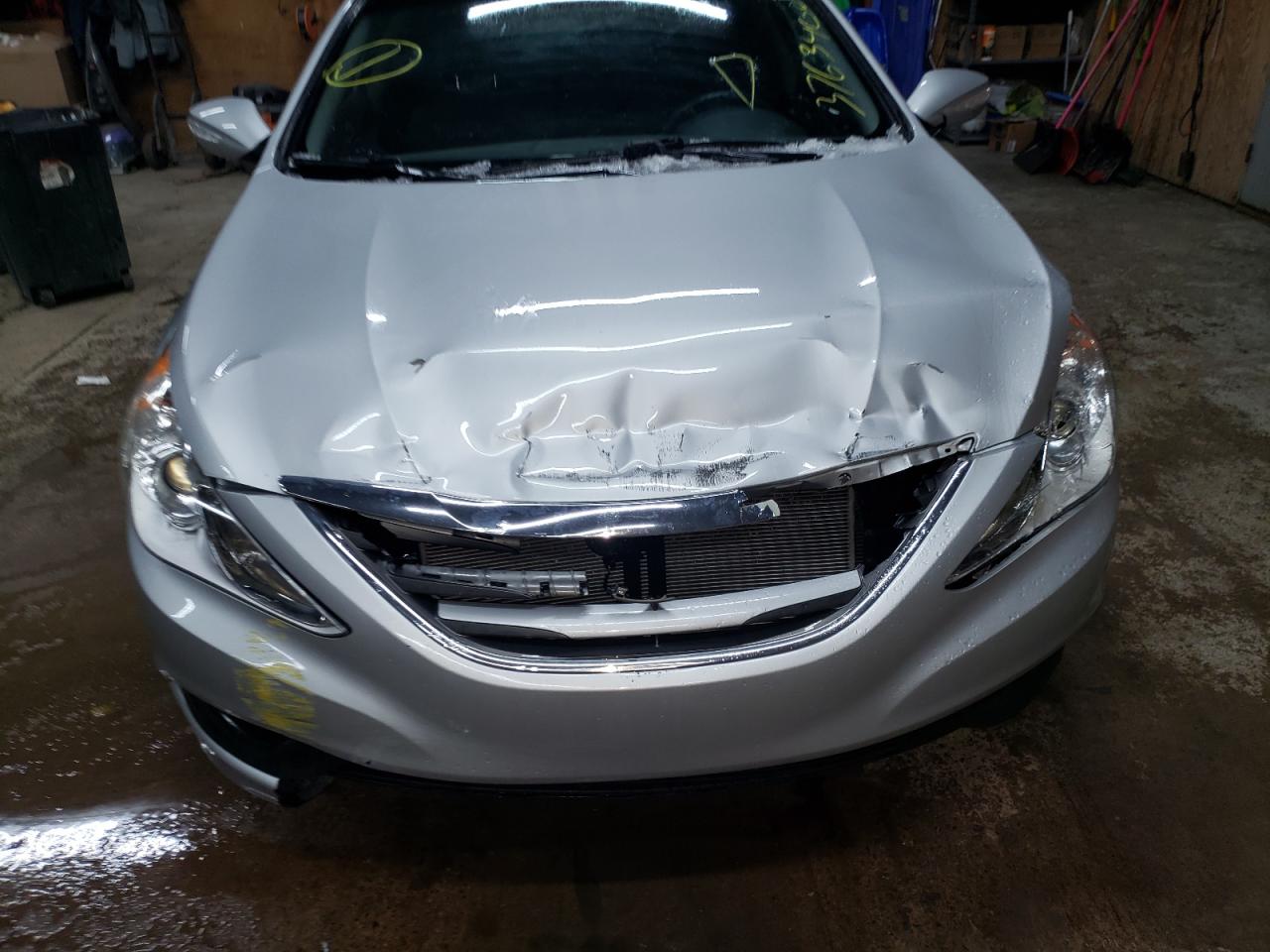 Photo 9 from auction – 2014 HYUNDAI SONATA GLS with VIN 5NPEB4AC6EH812915