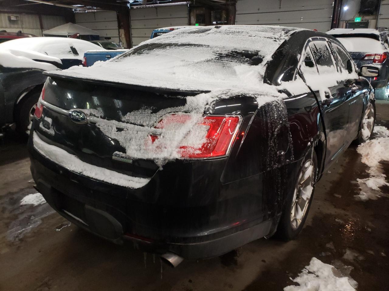 Photo 4 from auction – 2011 FORD TAURUS SHO with VIN 1FAHP2KT5BG153524