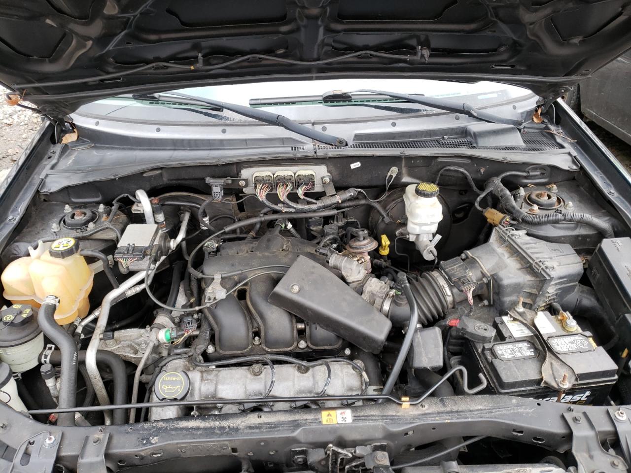 Photo 7 from auction – 2007 FORD ESCAPE XLT with VIN 1FMYU93157KB07121