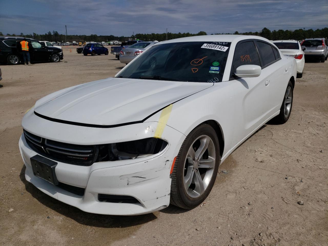 Photo 2 from auction – 2015 DODGE CHARGER SE with VIN 2C3CDXBG9FH731460