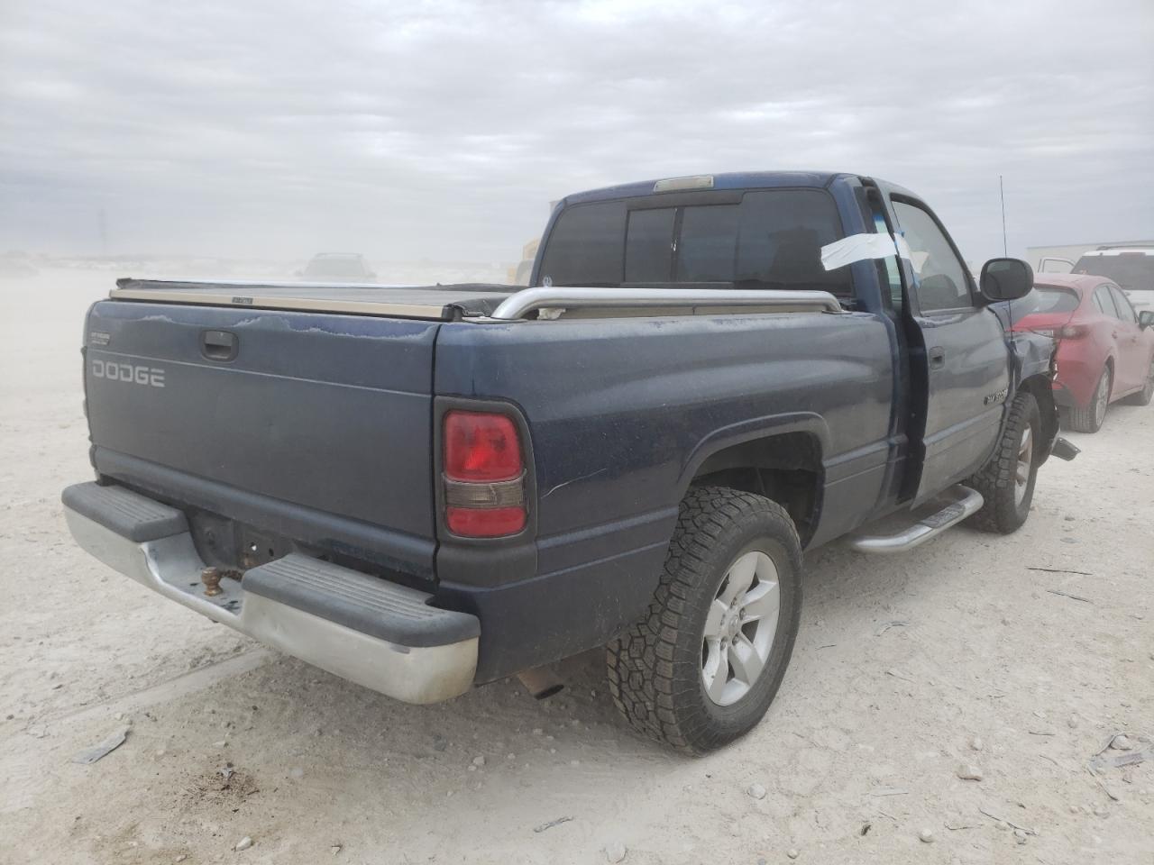 Photo 4 from auction – 2000 DODGE RAM 1500 with VIN 1B7HC16Y9YS565974