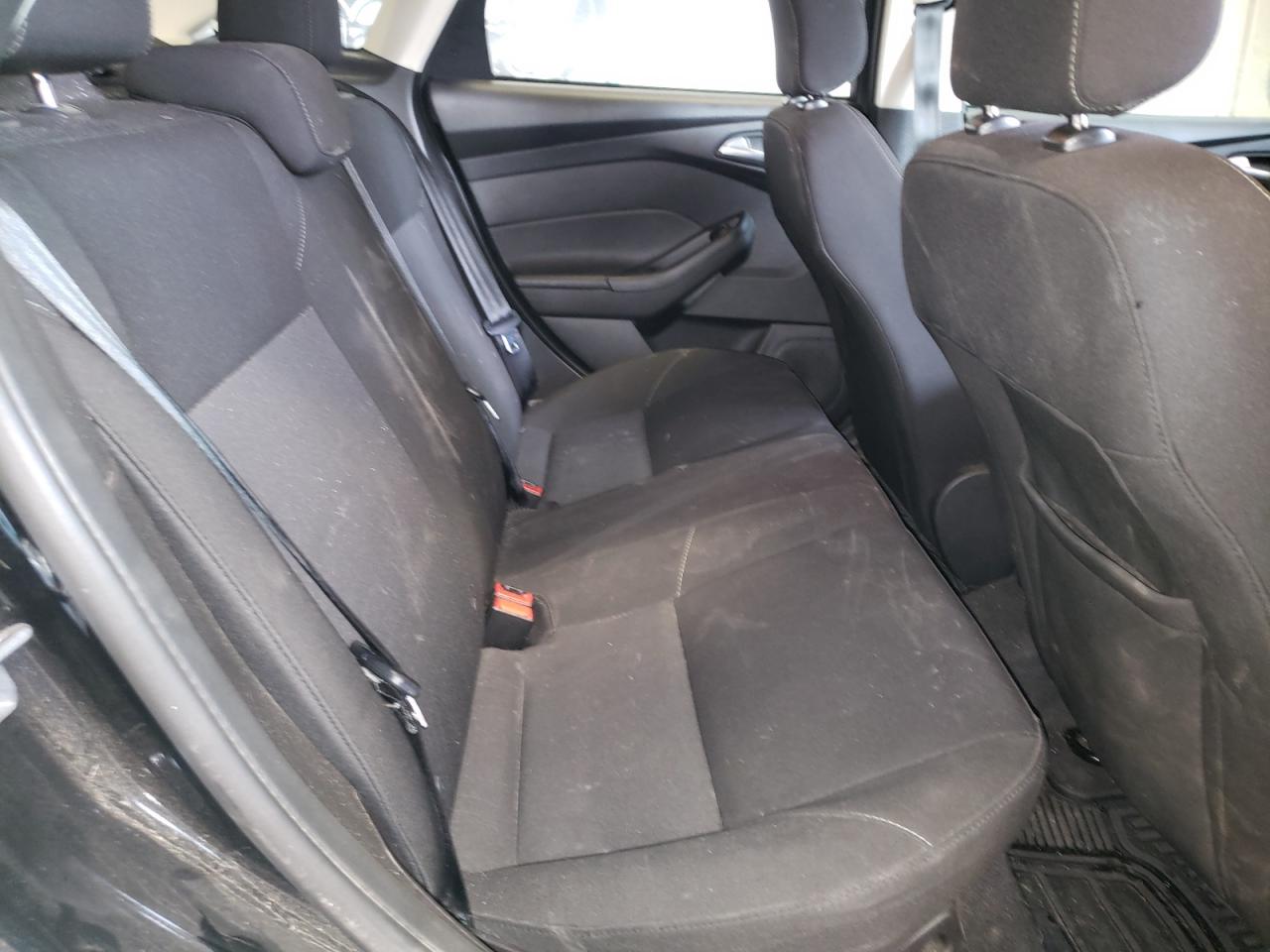Photo 6 from auction – 2018 FORD FOCUS SE with VIN 1FADP3F26JL241011