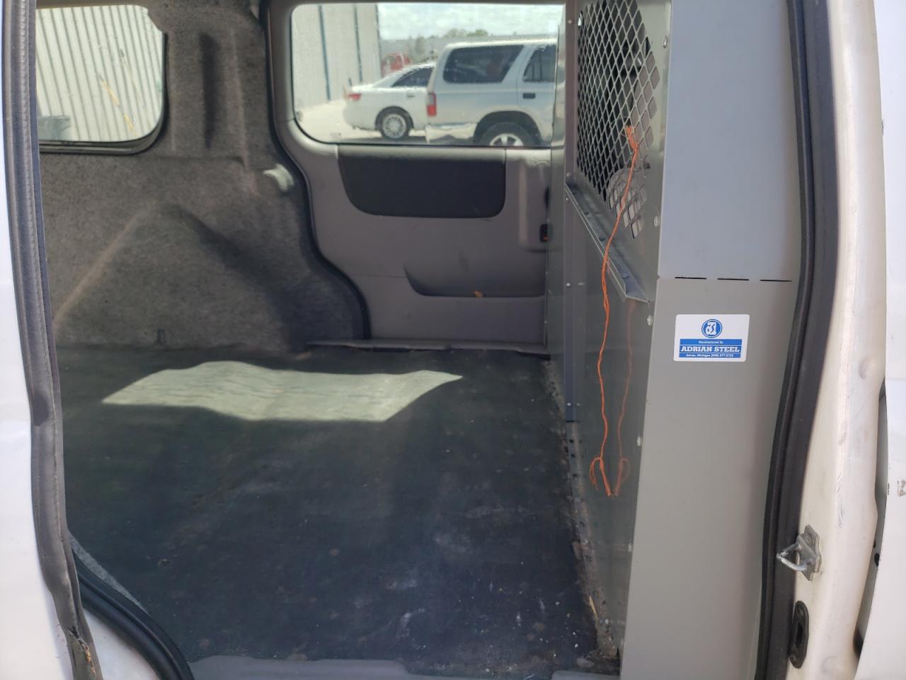 Photo 6 from auction – 2008 CHEVROLET UPLANDER I with VIN 1GBDV13W88D209696