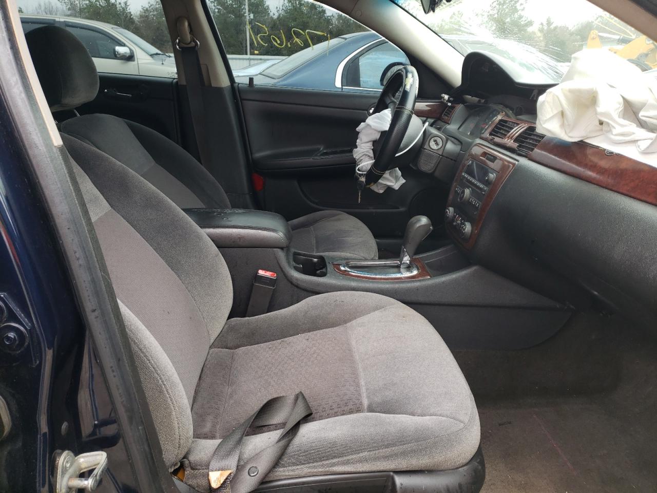 Photo 5 from auction – 2010 CHEVROLET IMPALA LS with VIN 2G1WA5EK2A1243984